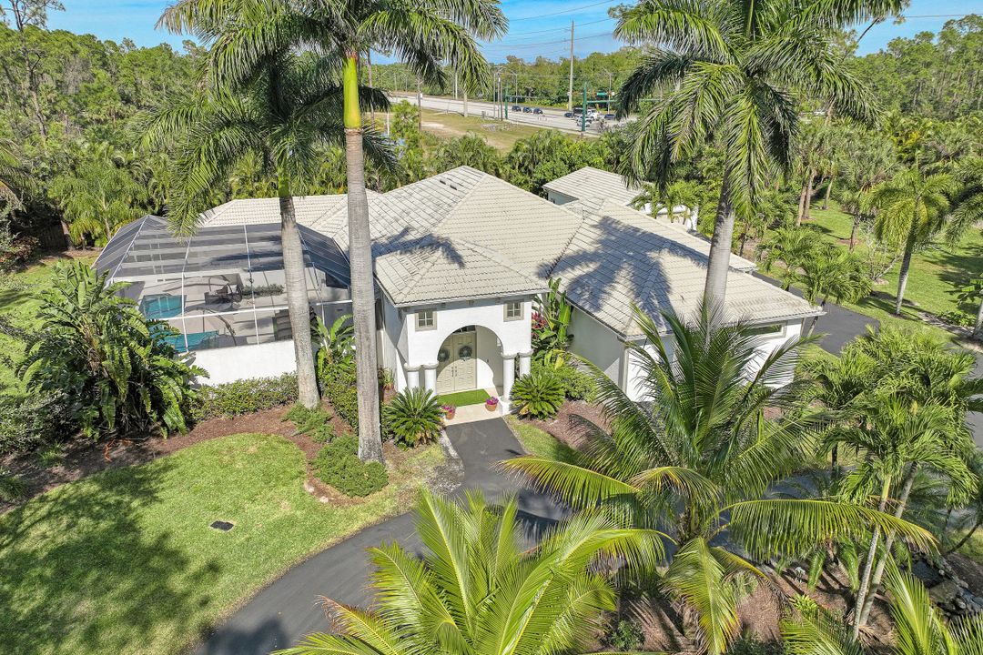 4055 1st Ave SW, Naples, FL 34119