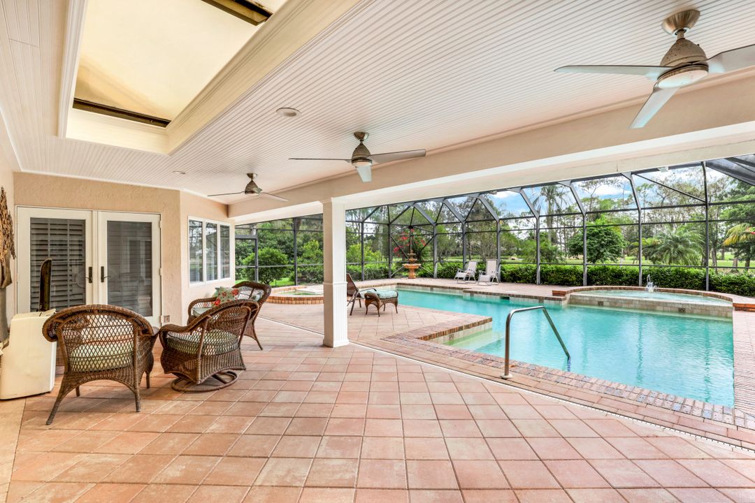 4224 Snowberry Ln, Naples, FL 34119