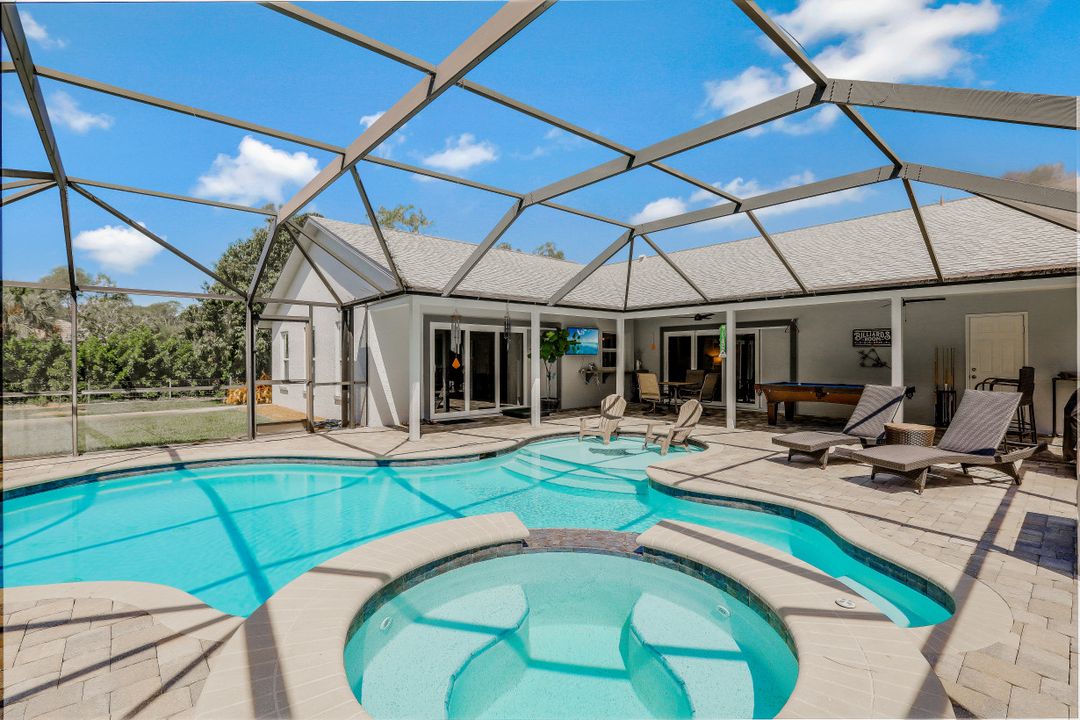 4530 7th Ave SW, Naples, FL 34119