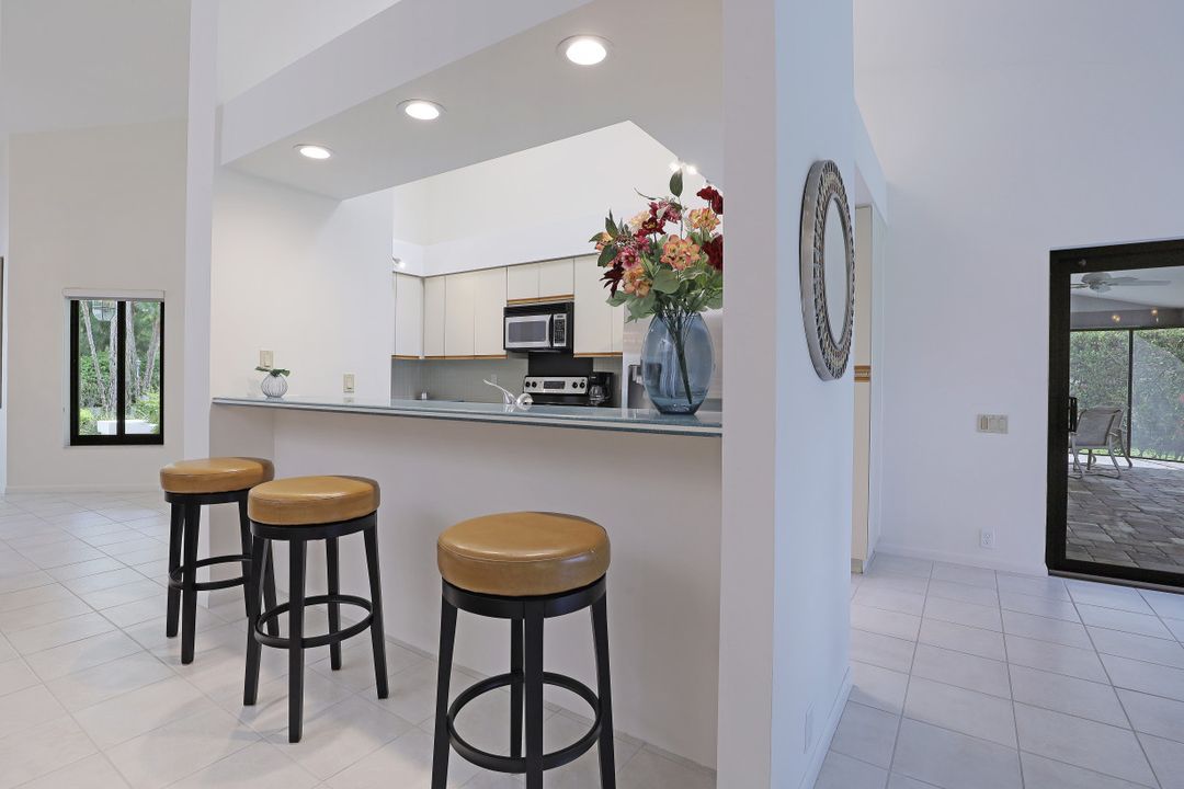 1380 Bald Eagle Dr, Naples, FL 34105