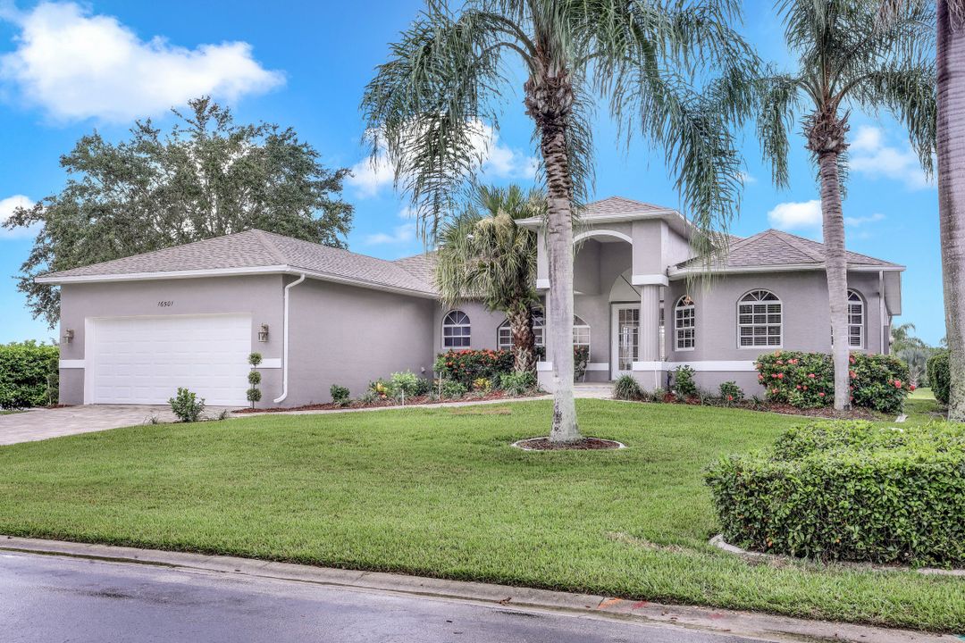 16501 Wellington Lakes Ct, Fort Myers, FL 33908