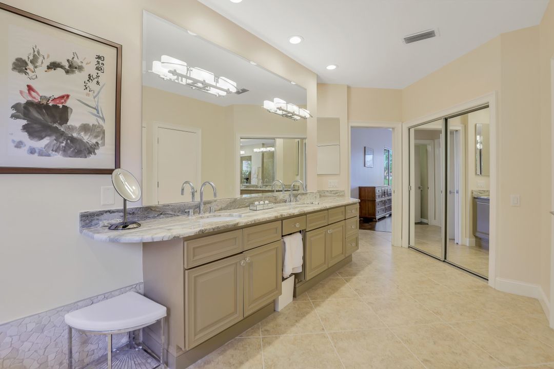 20419 Wildcat Run Dr, Estero, FL 33928