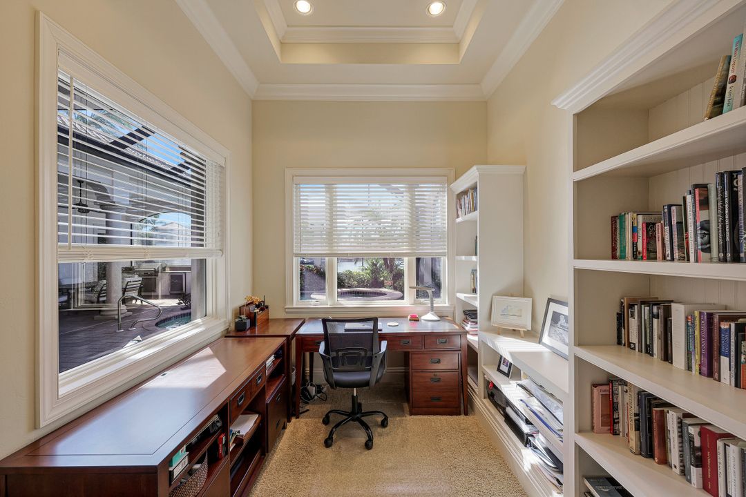 10590 Via Milano Dr, Miromar Lakes, FL 33913