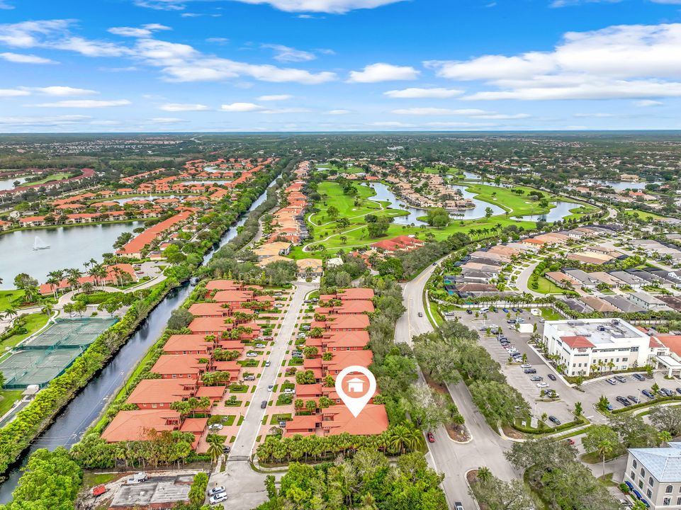 10020 Heather Ln #903, Naples, FL 34119