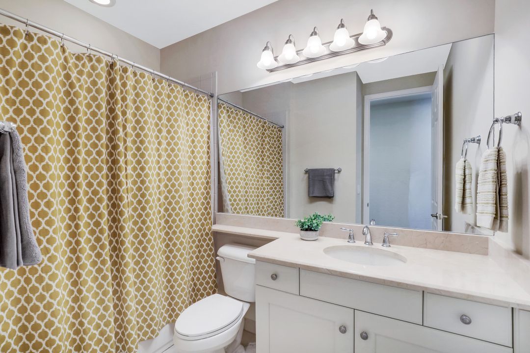 3054 Hudson Terrace, Naples, FL 34119