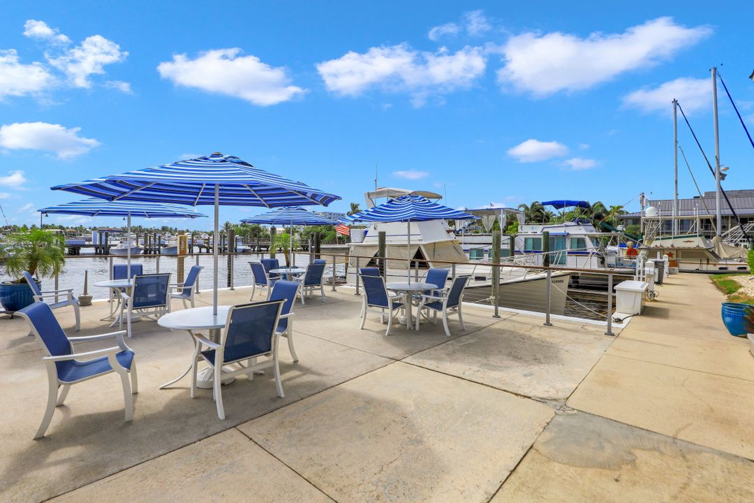 900 Broad Ave S #147, Naples, FL 34102