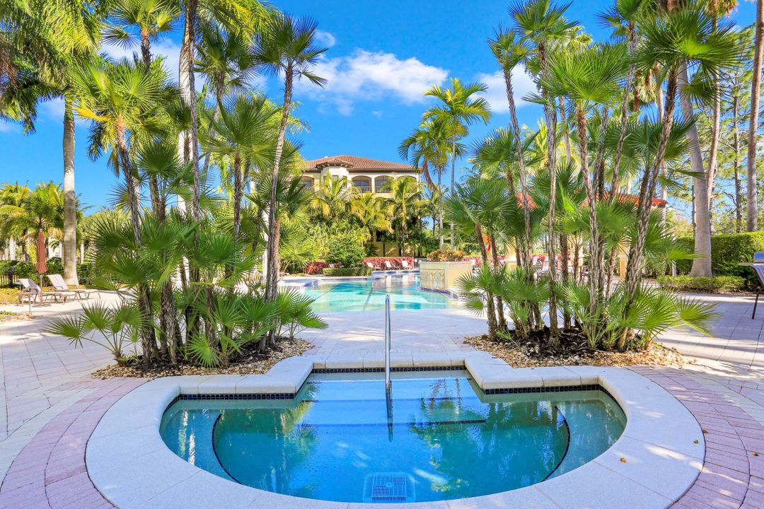 2738 Tiburon Blvd E #B-501, Naples, FL 34109