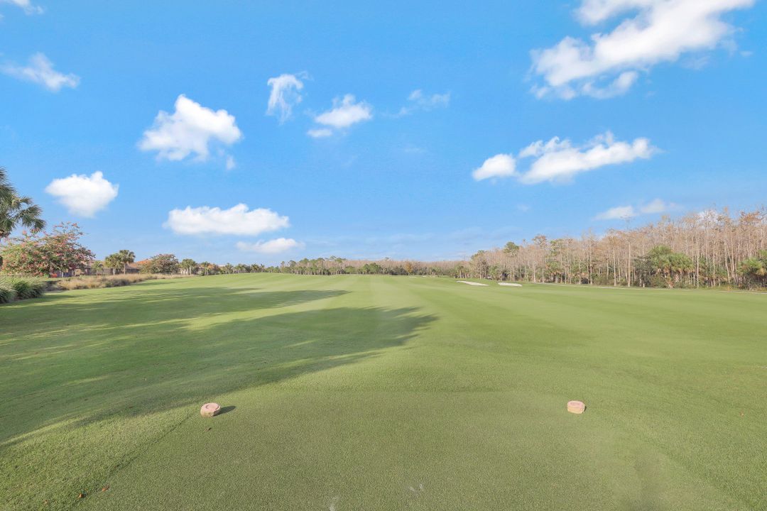 9090 Limestone Ln, Naples, FL 34120