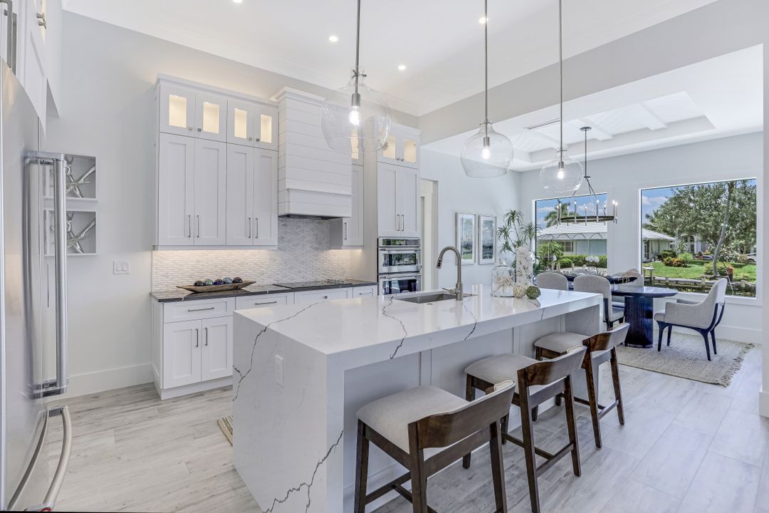 1200 Redwood Ct, Marco Island, FL 34145