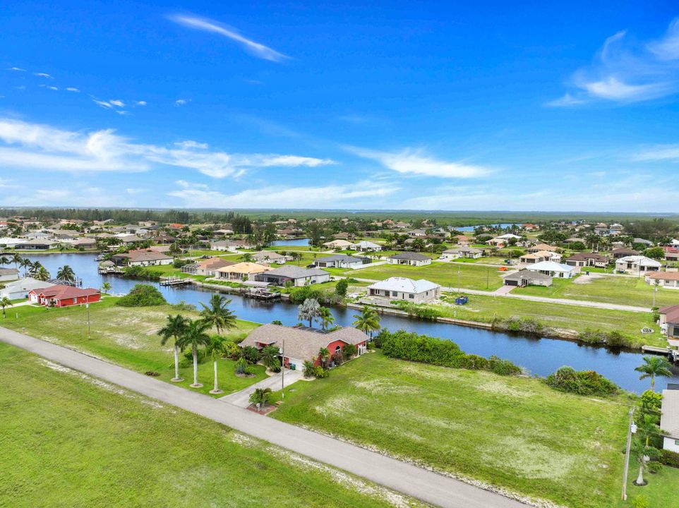 1038 NW 37th Pl, Cape Coral, FL 33993
