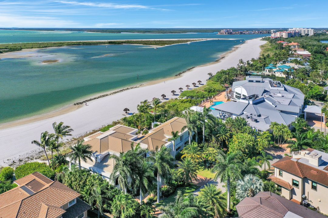 202 S Beach Dr, Marco Island, FL 34145