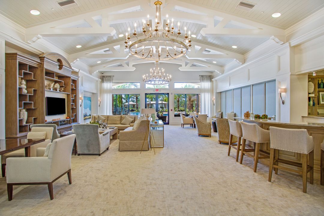 3883 Gibralter Dr, Naples, FL 34119