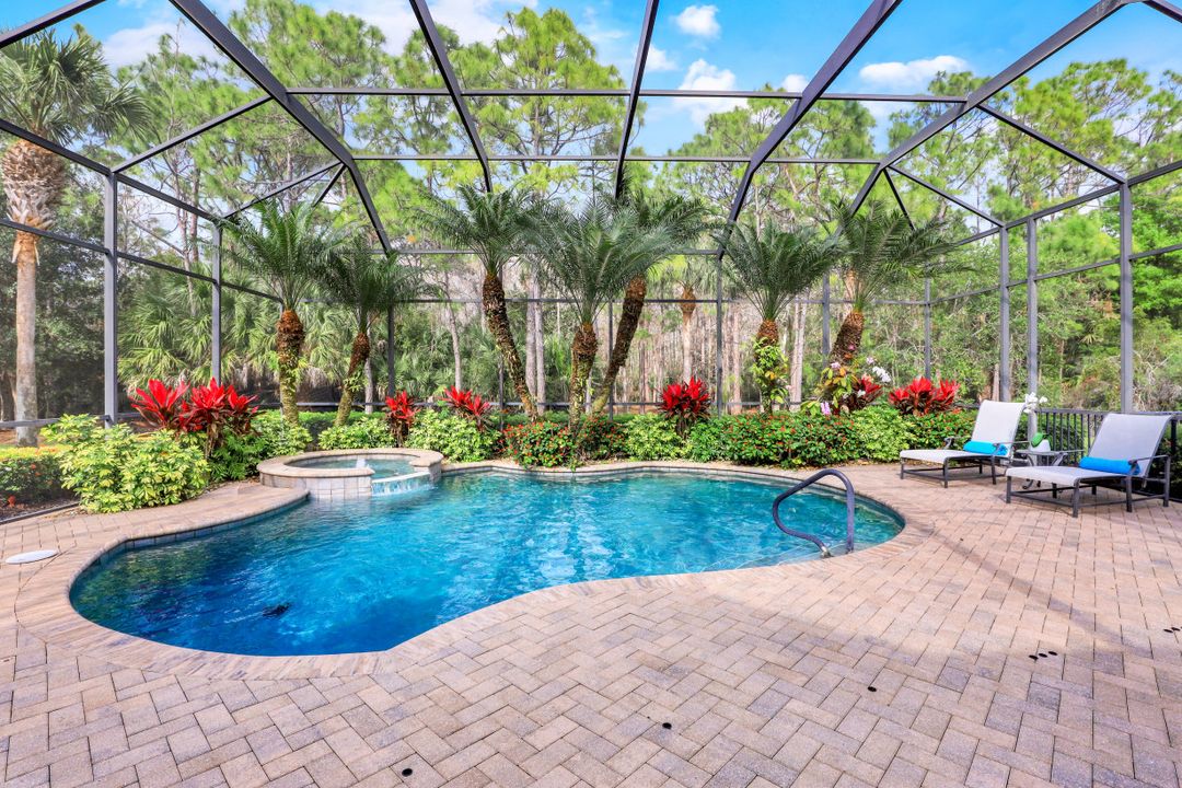 9321 Lakebend Preserve Ct, Bonita Springs, FL 34135