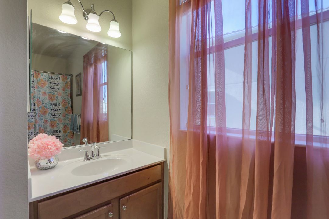 14832 Canton Ct, Naples, FL 34114