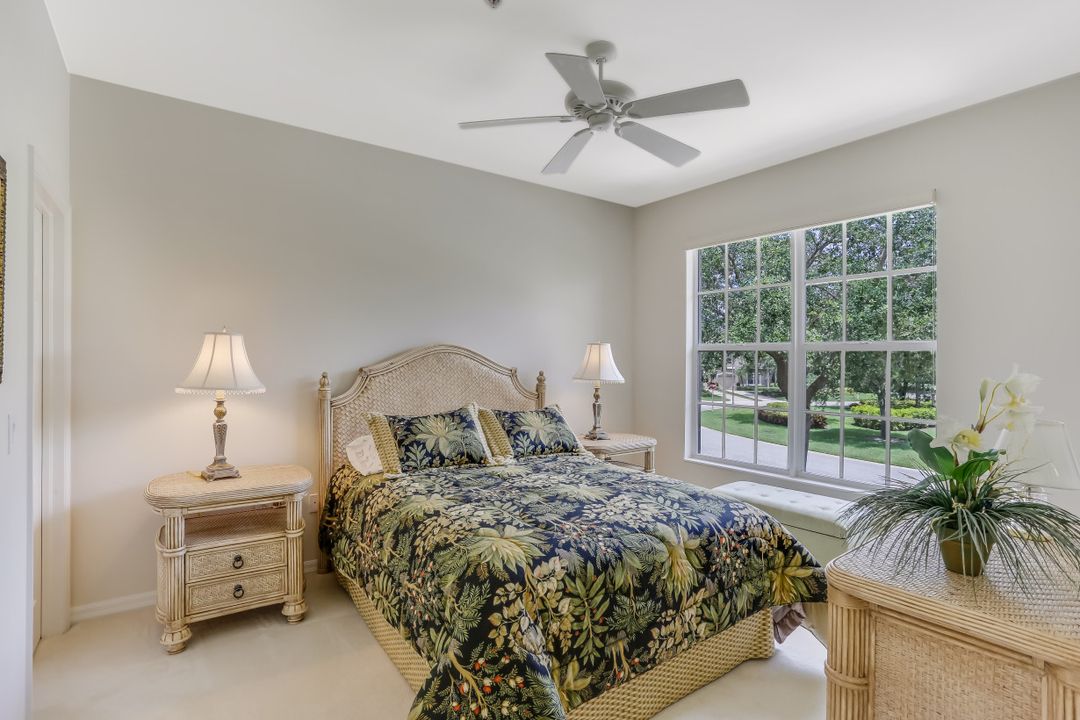 7050 Bay Woods Lake Ct #201, Fort Myers, FL 33908