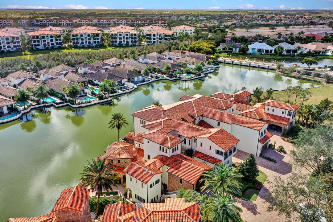 16653 Toscana Cir #701, Naples, FL 34110