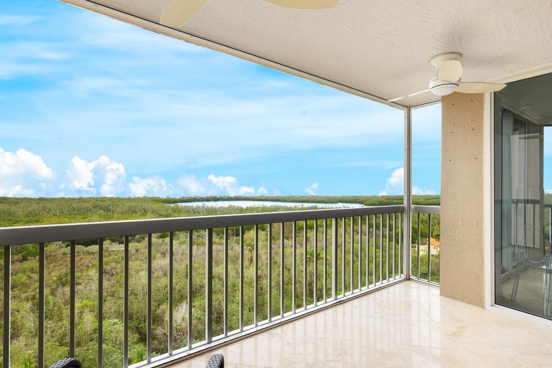 6585 Nicholas Blvd #1103, Naples, FL 34108