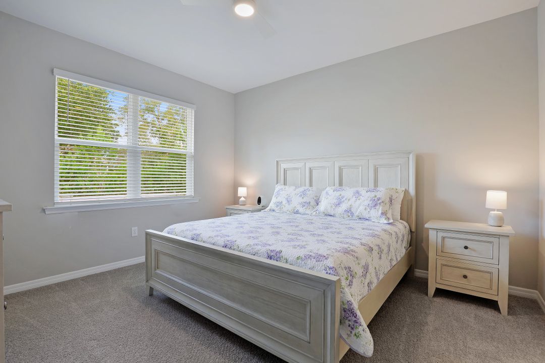 1077 Tranquil Brk Dr, Naples, FL 34114