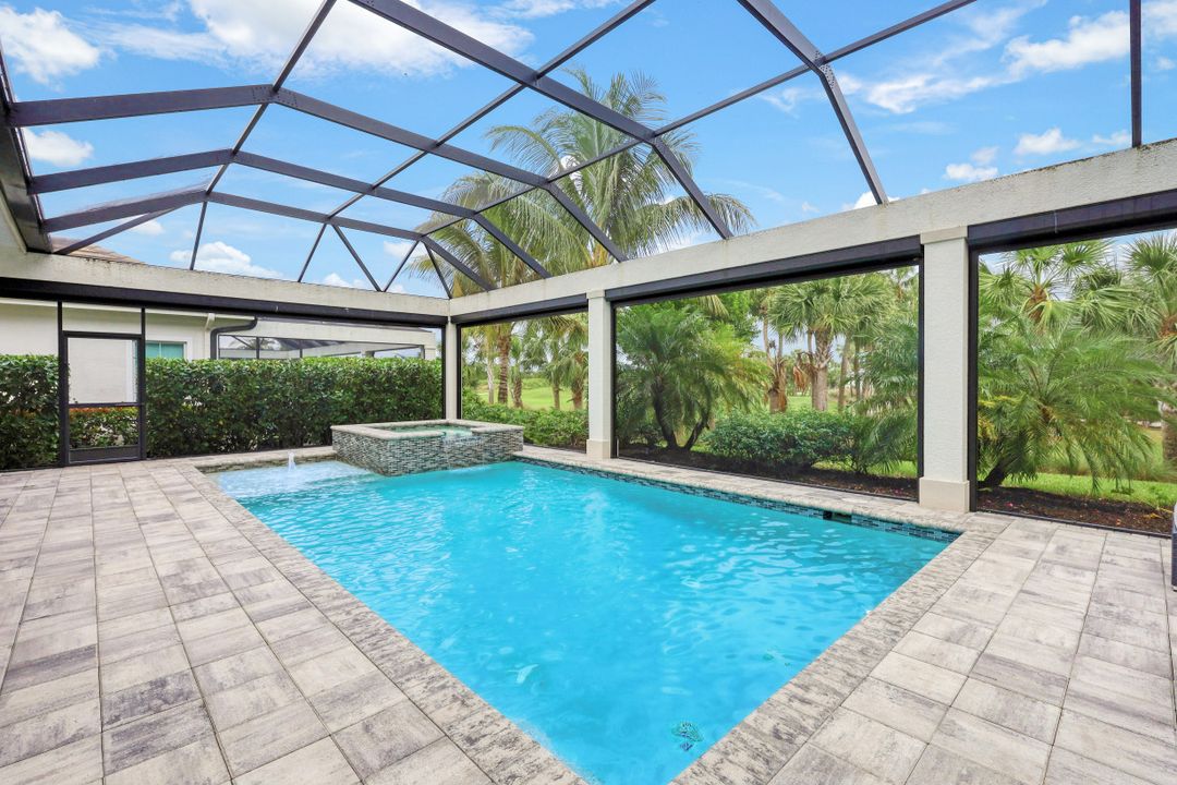 3125 Capistrano Ln, Naples, FL 34114