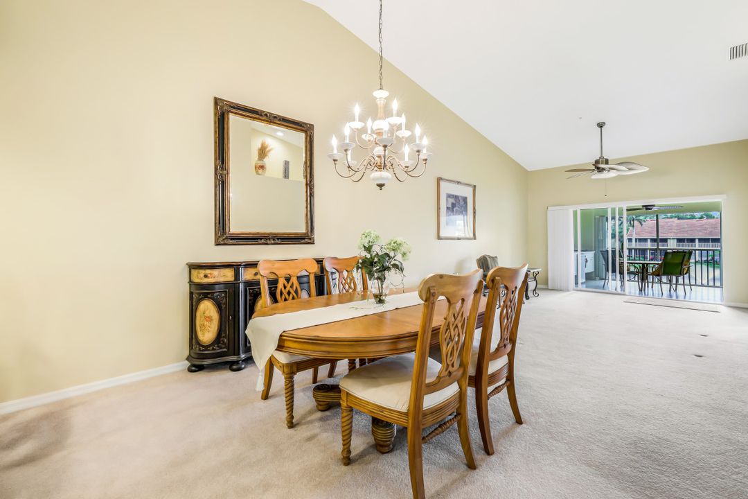 2386 Magnolia Ln #16, Naples, FL 34112