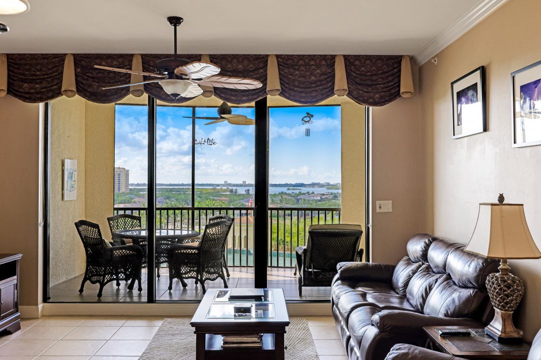 5781 Cape Harbour Dr #910, Cape Coral, FL 33914