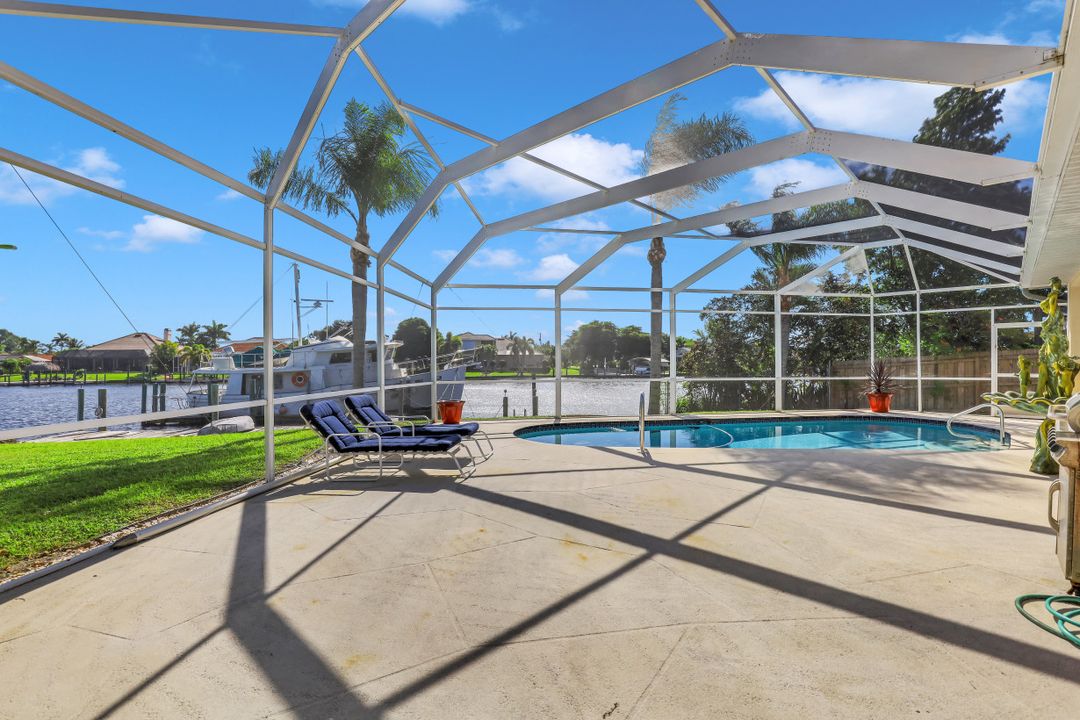 1745 SE 44th Terrace, Cape Coral, FL 33904