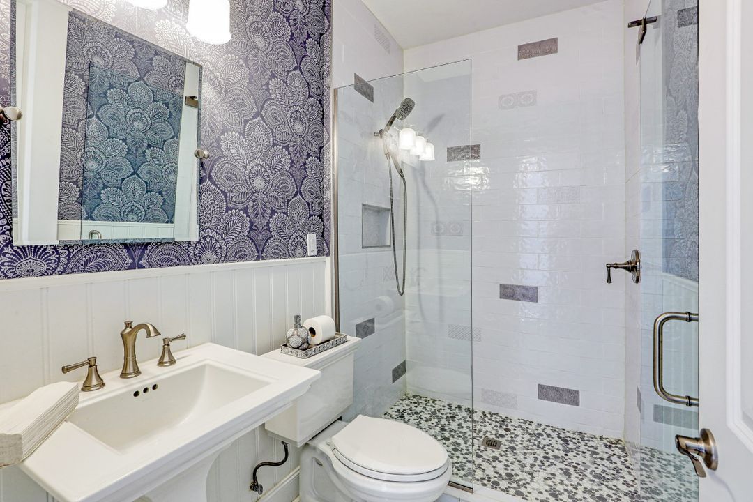 20504 Ardore Ln, Estero, FL 33928