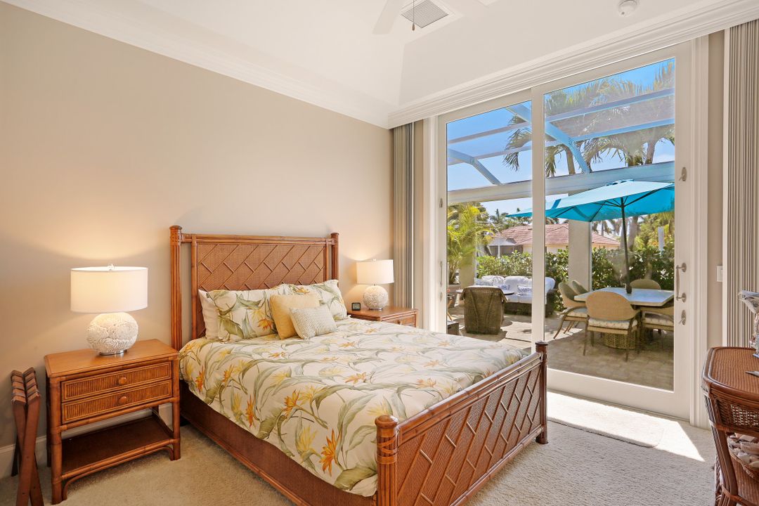 1160 Marlin Ct, Marco Island, FL 34145