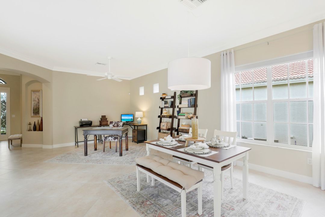 8902 Dartmoor Way, Fort Myers, FL 33908