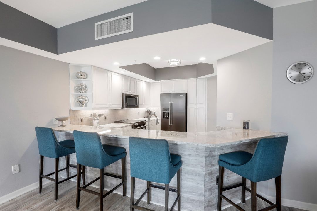 315 Dunes Blvd #604, Naples, FL 34110