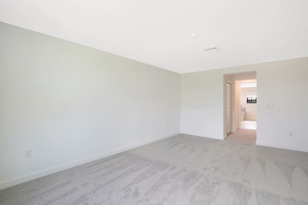 11350 Timber Creek Dr, Fort Myers, FL 33913