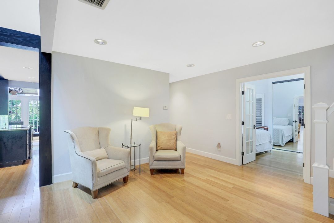 1269 Solana Rd #E-3, Naples, FL 34103