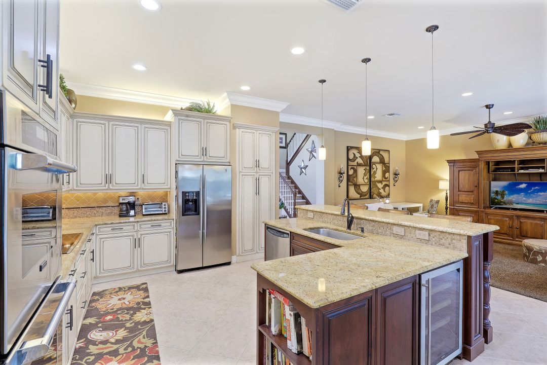 1857 Senegal Date Dr, Naples, FL 34119