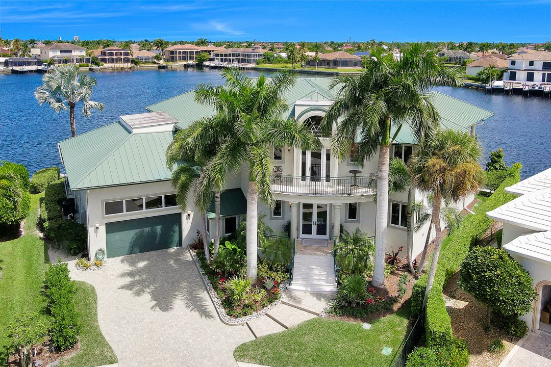 940 Tulip Ct, Marco Island, FL 34145