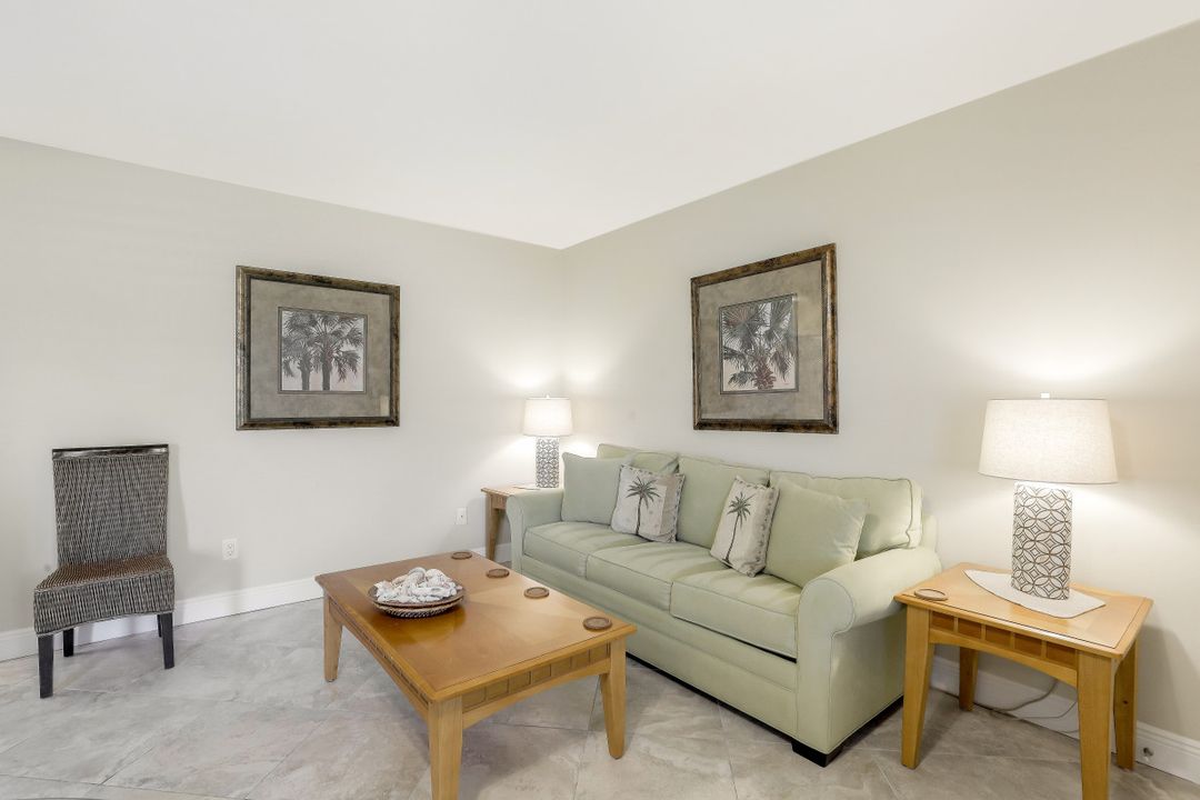 240 N Collier Blvd, Marco Island, FL 34145