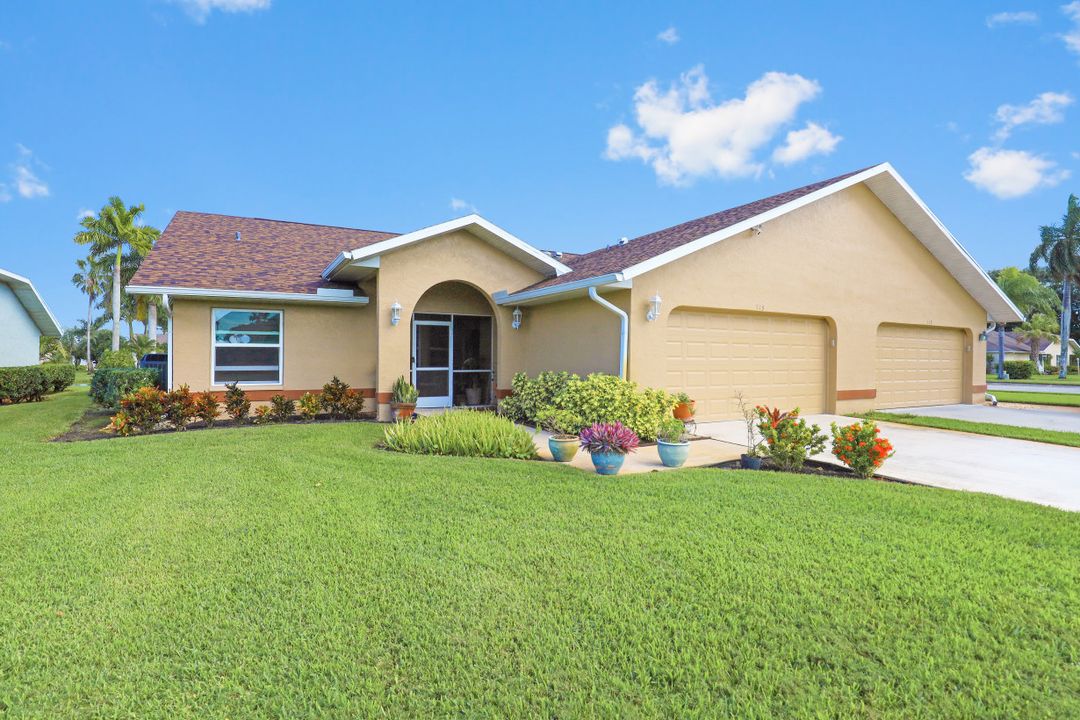 113 Quail Hollow Ct, Naples, FL 34113