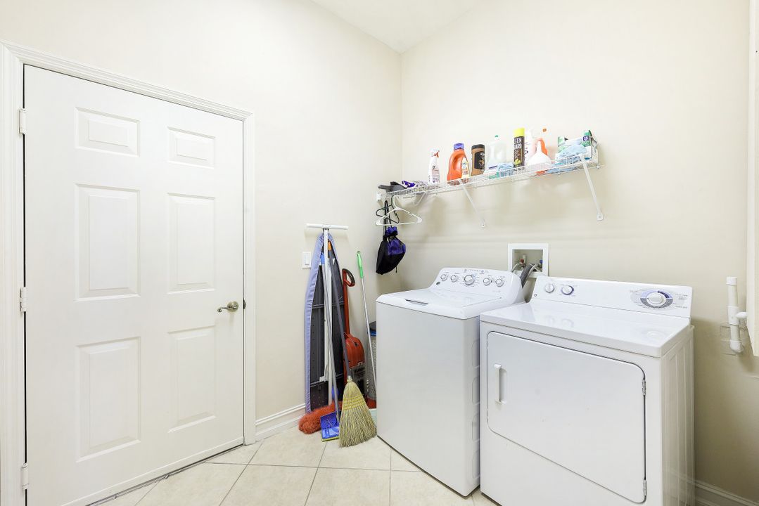 8062 Sanctuary Dr #2, Naples, FL 34104