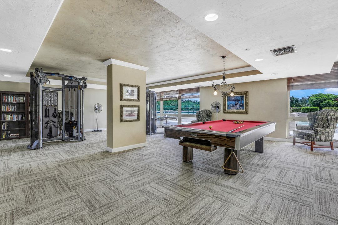 4051 Gulf Shore Blvd N #1204, Naples, FL 34103