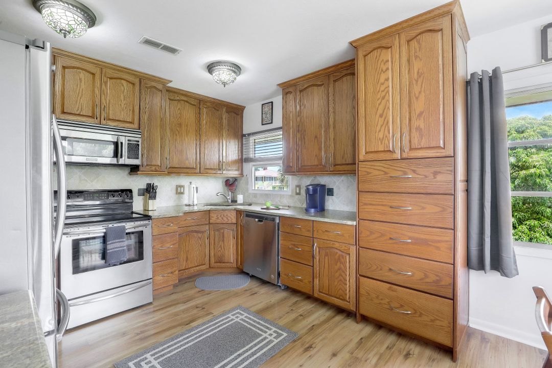 670 Palm Ave, Marco Island, FL 34145