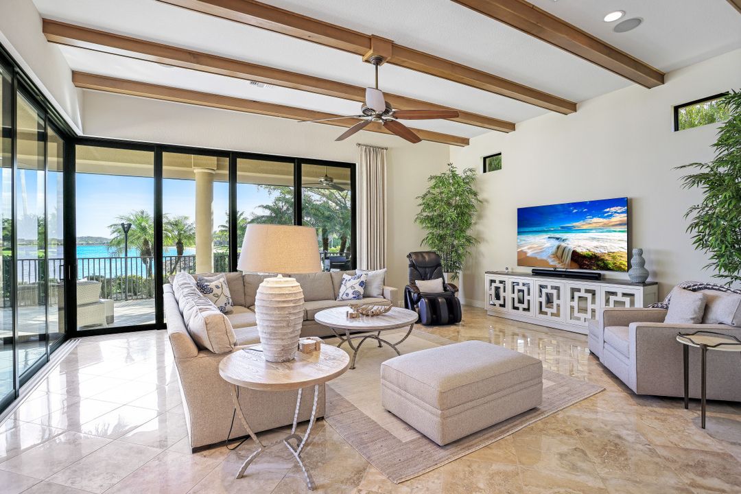 9214 Marble Stone Dr, Naples, FL 34120