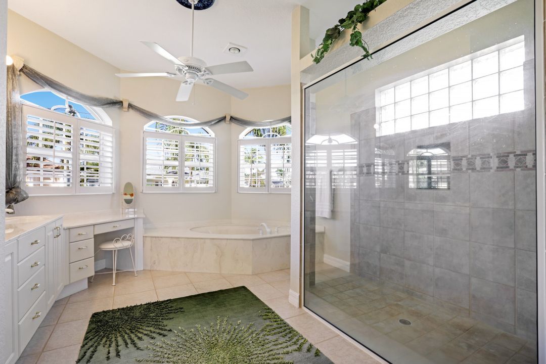 2902 SW 40th St, Cape Coral, FL 33914