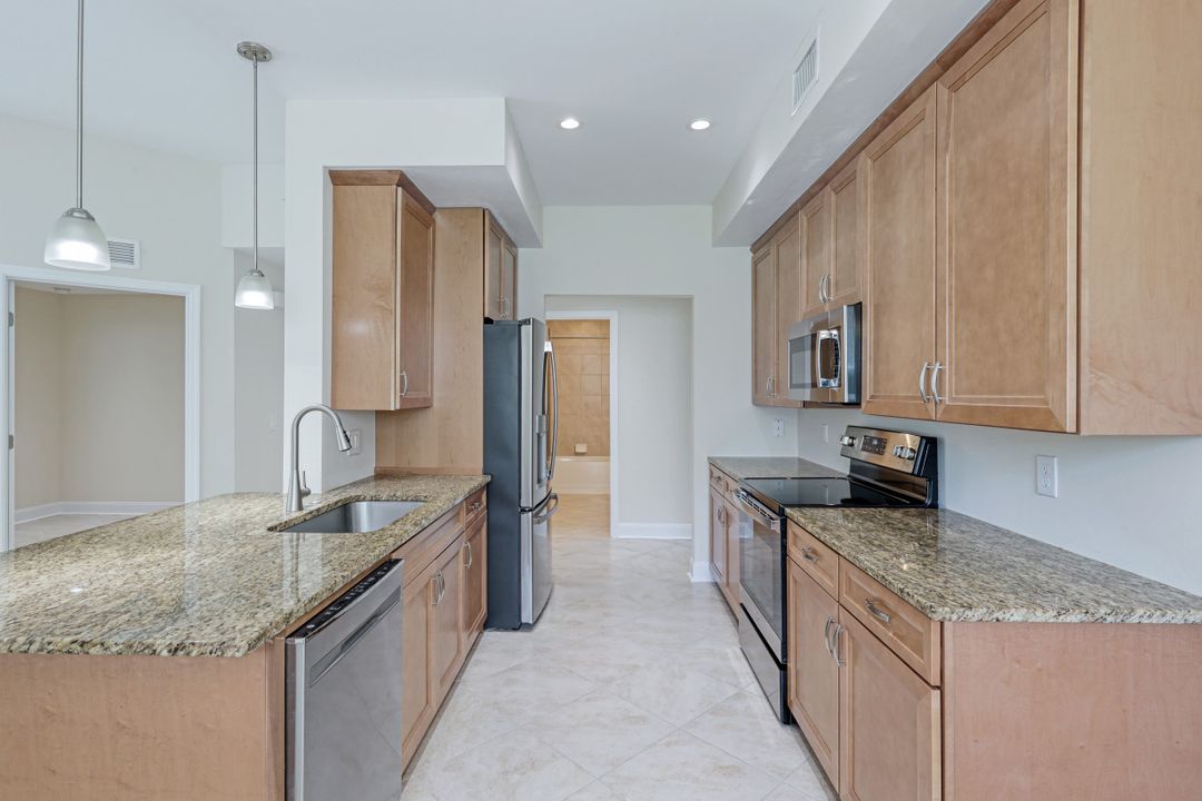 18324 Creekside Preserve Loop #101, Fort Myers, FL 33908