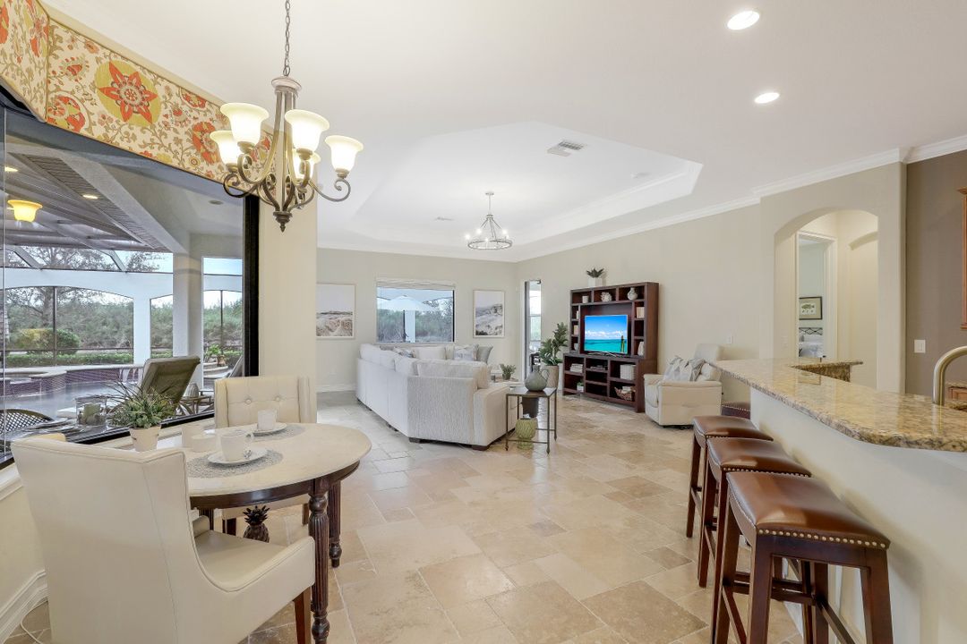 3400 Runaway Ln, Naples, FL 34114