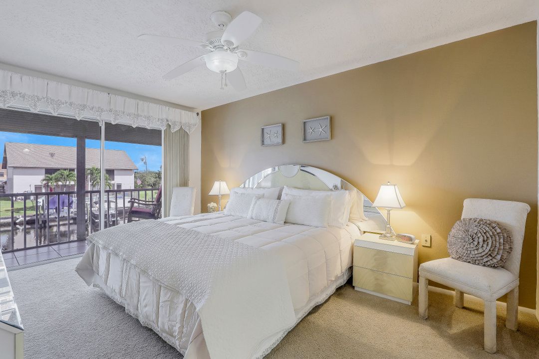 4549 SE 5th Pl #214, Cape Coral, FL 33904