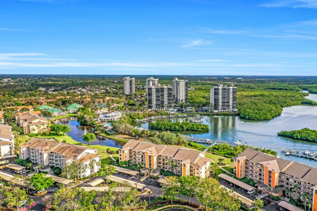 320 Horse Creek Dr #203, Naples, FL 34110