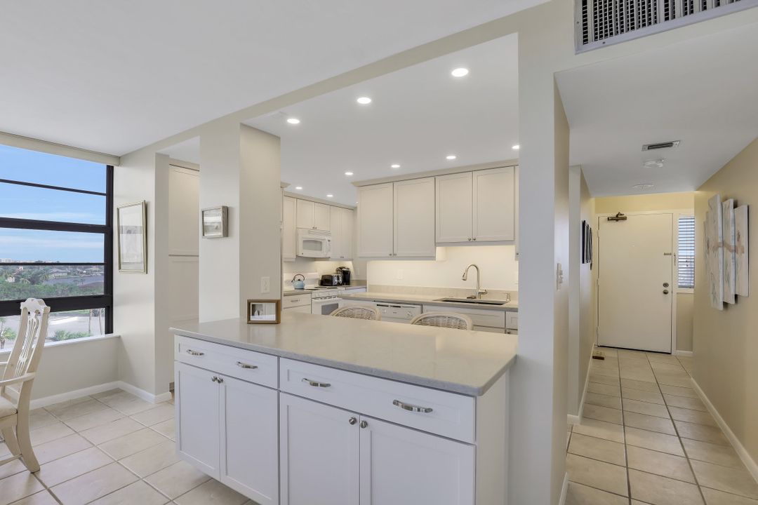 380 Seaview Ct #403, Marco Island, FL 34145