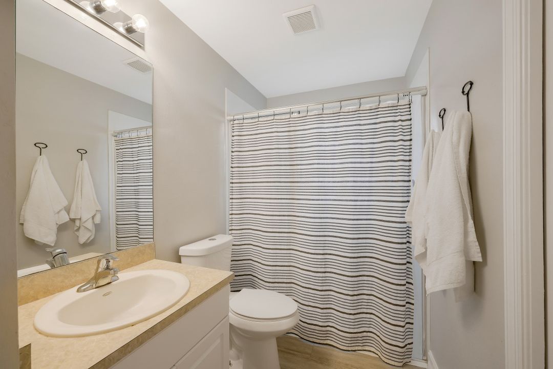 1812 NE 13th Ave, Cape Coral, FL 33909