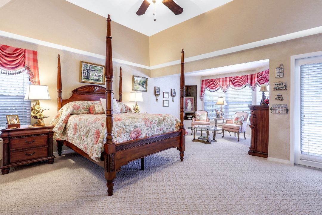 28381 Sombrero Dr, Bonita Springs, FL 34135