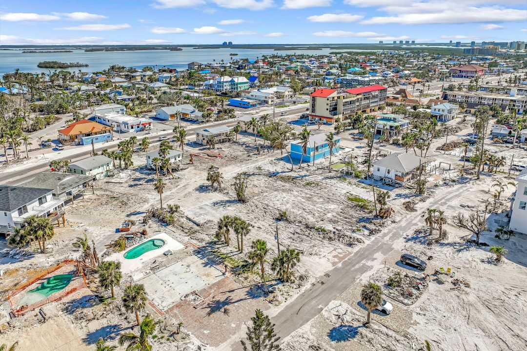 6053 Gulf Rd, Fort Myers Beach, FL 33931
