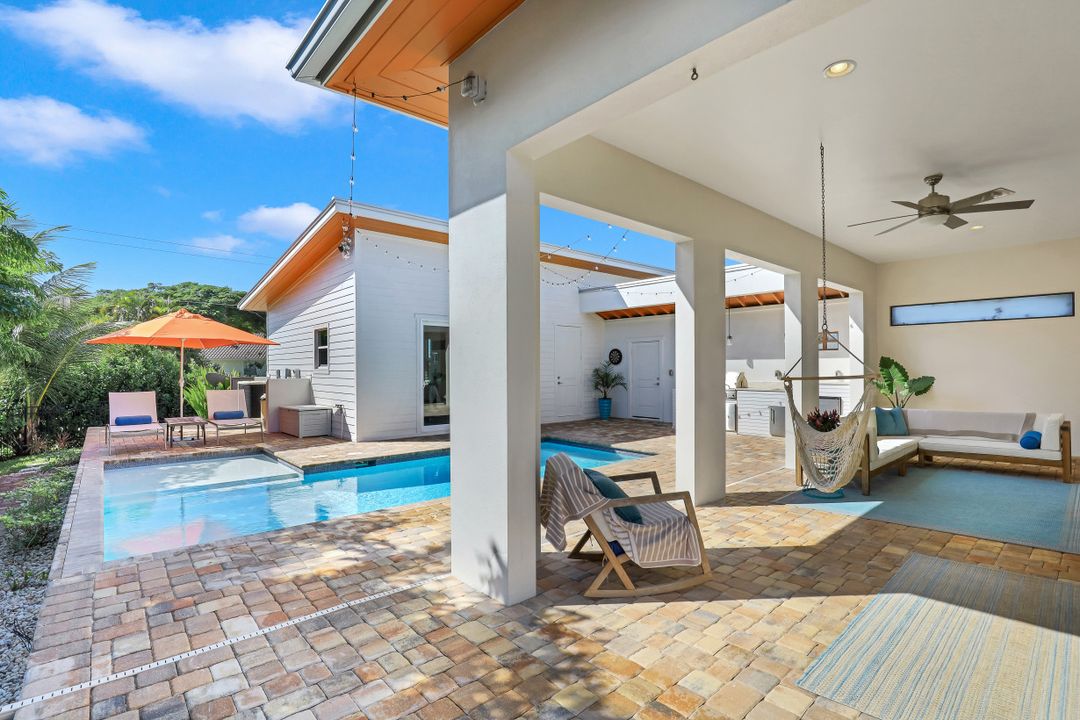 255 Columbus Way, Marco Island, FL 34145